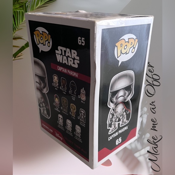 Funko Pop! Star Wars Captain Phasma The Force Awakens Vinyl - Picture 7 of 11
